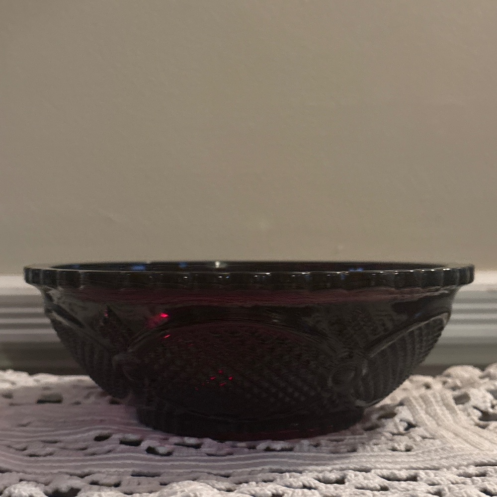 Vintage Avon 1876 Cape Cod 9 inch Ruby Red Serving Bowl for Valentine's Day!♥️